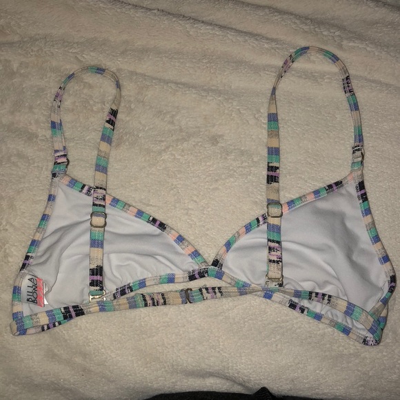 Billabong top - Picture 2 of 3